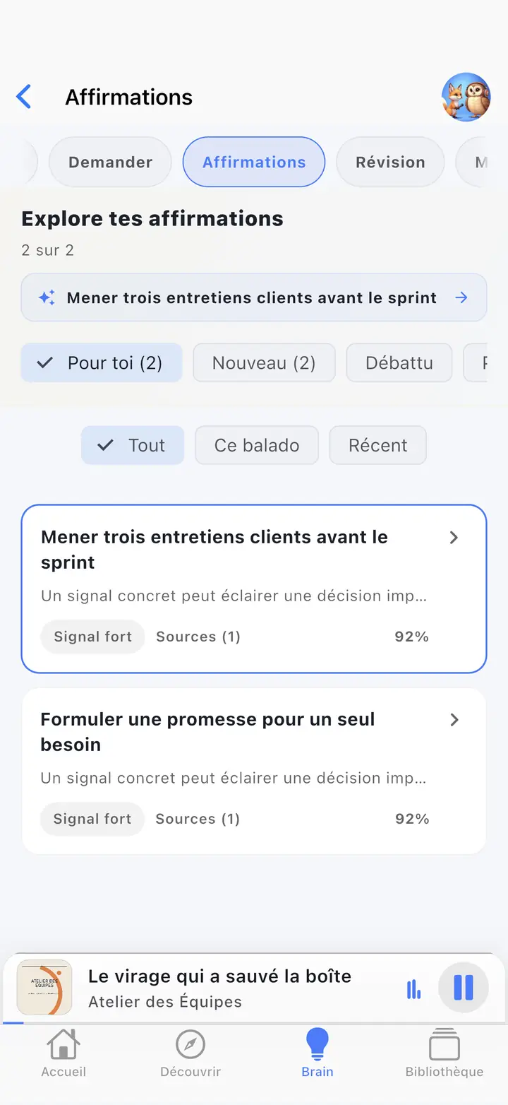 L'écran de l'assistant IA — The Podcast App, exécuté dans cette langue.