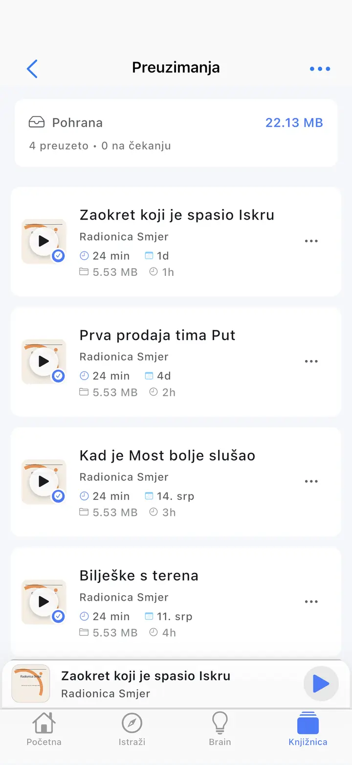 Zaslon preuzetih epizoda — The Podcast App, radi na ovom jeziku.