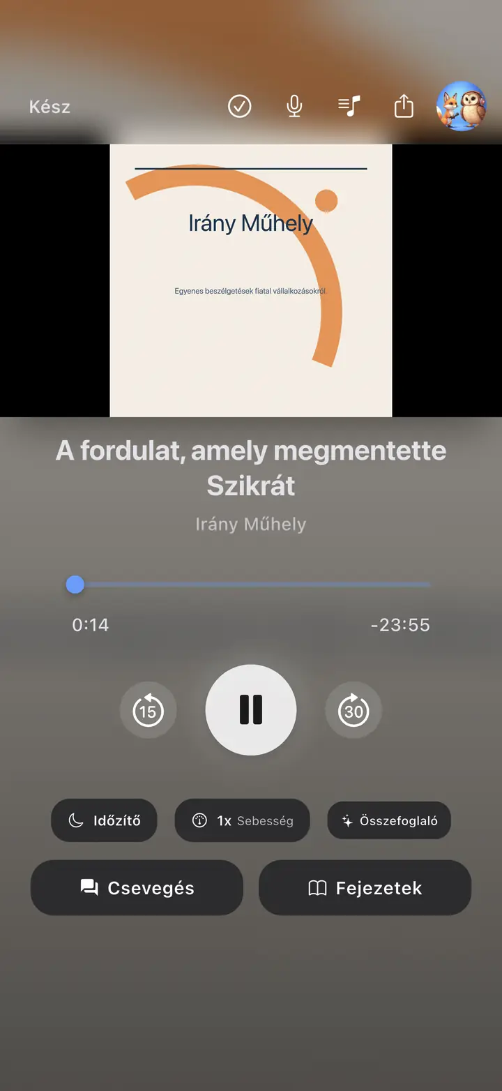 Az audiolejátszó képernyője — The Podcast App, ezen a nyelven fut.