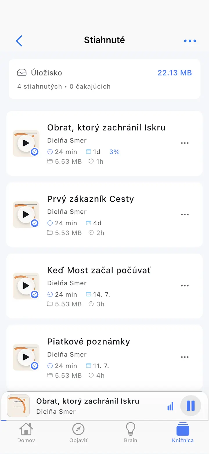 sťahovanie — The Podcast App, spustený v tomto jazyku.