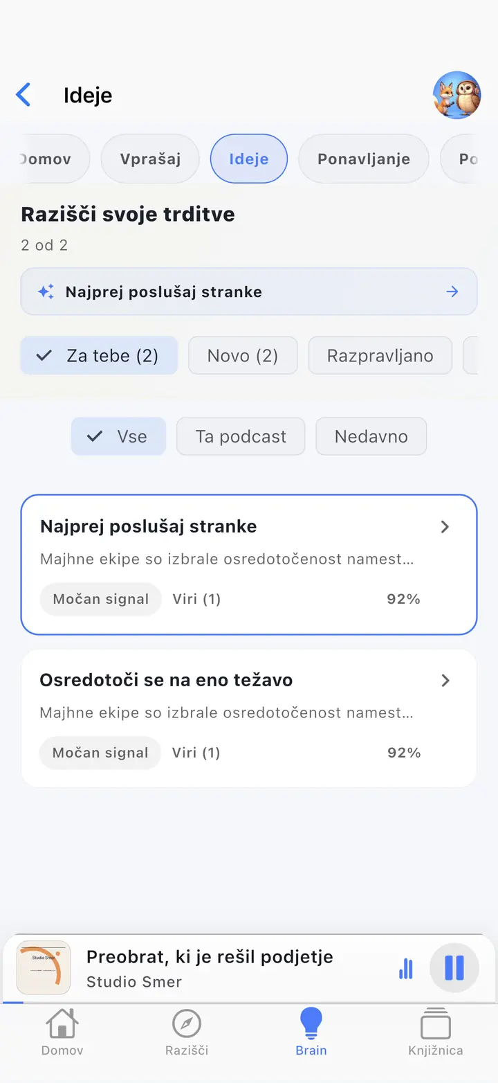 AI možgani — The Podcast App, deluje v tem jeziku.